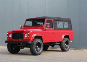 Image 16/38 of Land Rover 110 (1989)