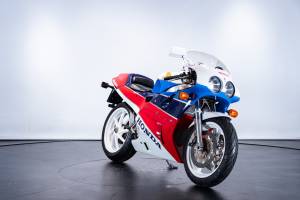 Bild 5/48 von Honda DUMMY (1988)