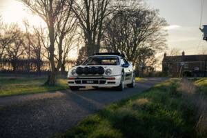 Image 12/50 of Ford RS200 (1986)