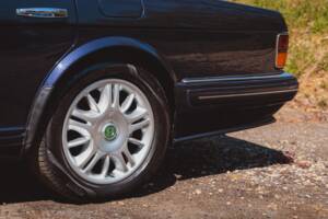 Bild 22/50 von Bentley Brooklands R Mulliner (1998)