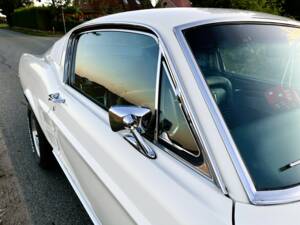 Image 21/45 of Ford Mustang 289 (1967)