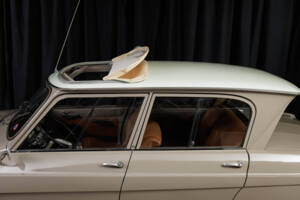 Image 14/60 of Citroën Ami 6 Berline (1969)