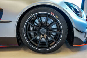 Image 42/52 of Mercedes-AMG GT Track Series (2021)