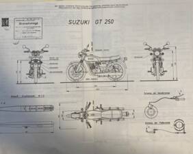 Image 11/11 of Suzuki GT 250 A II (1977)