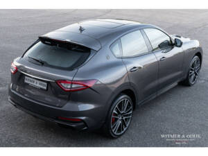 Bild 8/35 von Maserati Levante Trofeo (2020)