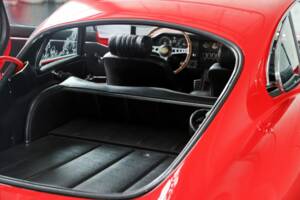 Bild 24/44 von Jaguar E-Type (2+2) (1969)