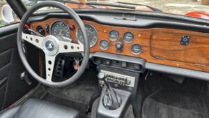 Immagine 39/81 di Triumph TR 6 (1973)