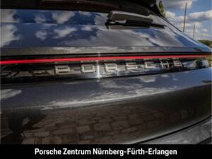 Obraz 40/49 pojazdu Porsche Taycan Turbo S Cross Turismo (2021)