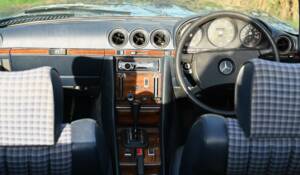 Immagine 21/50 di Mercedes-Benz 380 SL (1980)