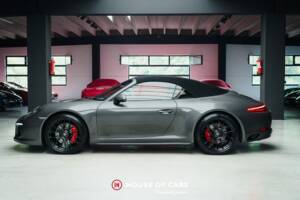 Image 10/25 of Porsche 911 Carrera 4 GTS (2017)