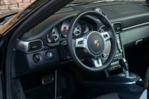 Bild 50/50 von Porsche 911 Turbo (2010)