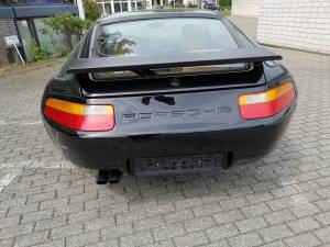 Image 10/22 of Porsche 928 GT (1990)