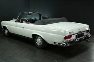 Imagen 5/50 de Mercedes-Benz 250 SE (1966)