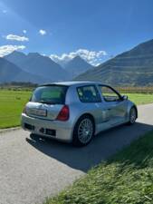 Image 2/7 of Renault Clio II V6 (2002)