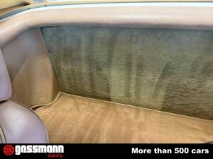 Image 10/15 of Mercedes-Benz 380 SL (1985)