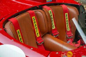 Image 14/17 of Ferrari 250 GT (1963)