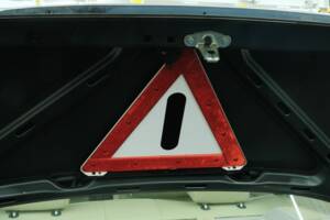 Bild 6/50 von Mercedes-Benz 380 SE (1984)