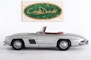 Image 3/36 of Mercedes-Benz 300 SL Roadster (1961)