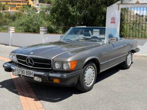 Imagen 3/12 de Mercedes-Benz 560 SL (1988)