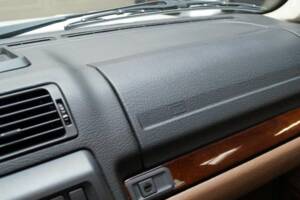 Bild 47/50 von Land Rover Range Rover 4.0 SE (1997)