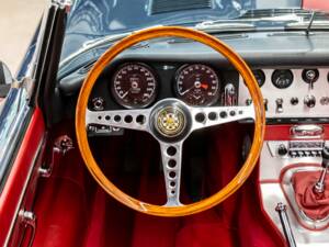 Image 14/36 of Jaguar E-Type 3.8 (1963)