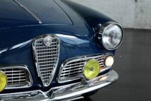 Image 50/50 de Alfa Romeo Giulia 1600 Sprint (1962)