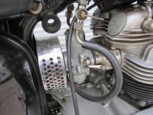 Immagine 26/41 di Triumph TR 6 C Trophy (1969)