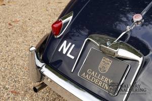 Bild 30/50 von Jaguar XK 150 DHC (1957)