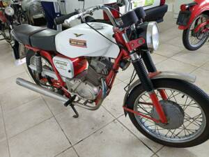 Image 10/29 de Moto Guzzi Stornello 160 (1972)