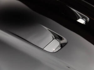 Immagine 80/98 di Aston Martin DBS (2010)
