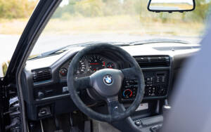 Image 56/91 of BMW M3 Sport Evo (1990)