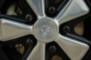 Image 18/50 of Porsche 911 2.4 S &quot;Oilflap&quot; (1972)