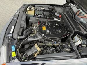 Image 40/50 de Mercedes-Benz 300 SL (1990)