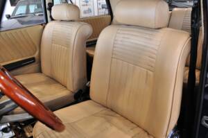 Image 13/35 of Alfa Romeo 2000 Berlina (1972)