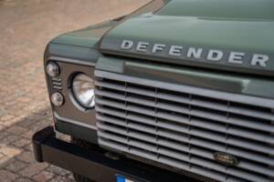 Image 3/42 of Land Rover Defender 90 (2015)