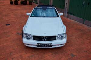 Image 9/171 of Mercedes-Benz SL 600 (1996)