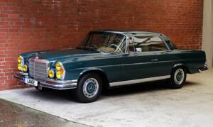 Immagine 3/79 di Mercedes-Benz 280 SE 3,5 (1970)