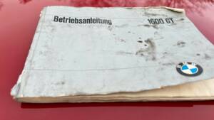 Image 13/28 of BMW 1600 GT (1968)