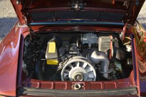 Bild 10/13 von Porsche 911 Carrera 3.2 (1984)