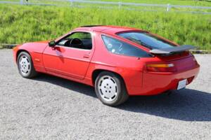 Image 3/35 de Porsche 928 S4 (1989)