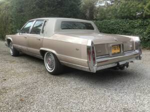 Bild 6/8 von Cadillac Brougham Elegance (1992)