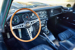 Bild 41/50 von Jaguar E-Type 4.2 (1966)