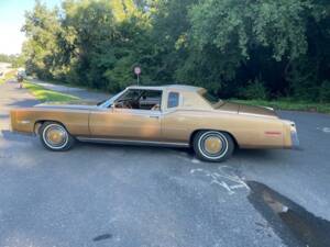Bild 19/33 von Cadillac Fleetwood Eldorado Biarritz Coupe (1977)