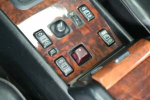 Bild 21/50 von Mercedes-Benz 300 CE-24 3.4 AMG (1993)