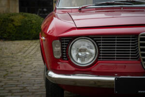 Image 18/21 de Alfa Romeo Giulia 1600 GTC (1966)