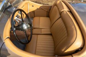 Image 49/50 of Jaguar XK 120 OTS (1952)