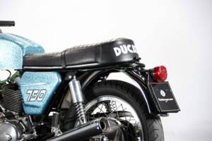 Image 13/50 of Ducati 750 GT (1972)