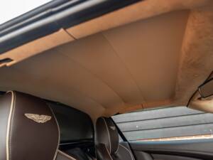 Bild 54/79 von Aston Martin DB 9 GT Volante (2017)