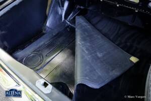 Image 52/52 of Mercedes-Benz 220 SE b (1963)