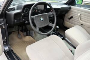Image 13/50 of BMW 323i (1980)